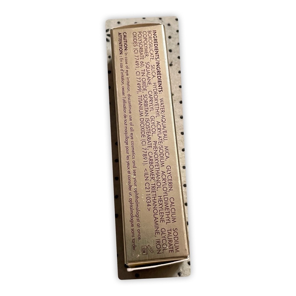 Stila Glisten & Glow Liquid Eye Shadow 0.153 fl. oz/4.5 ml, Shade: Waterfall - Picture 4 of 5